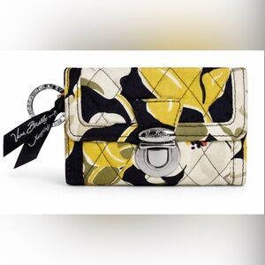 Vera Bradley Dogwood Quick Swipe ID Wallet Retired Key Chain Card Holder
